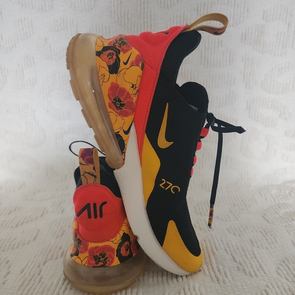 Nike Air Max 270 Crimson Floral Black - Picture 1 of 8
